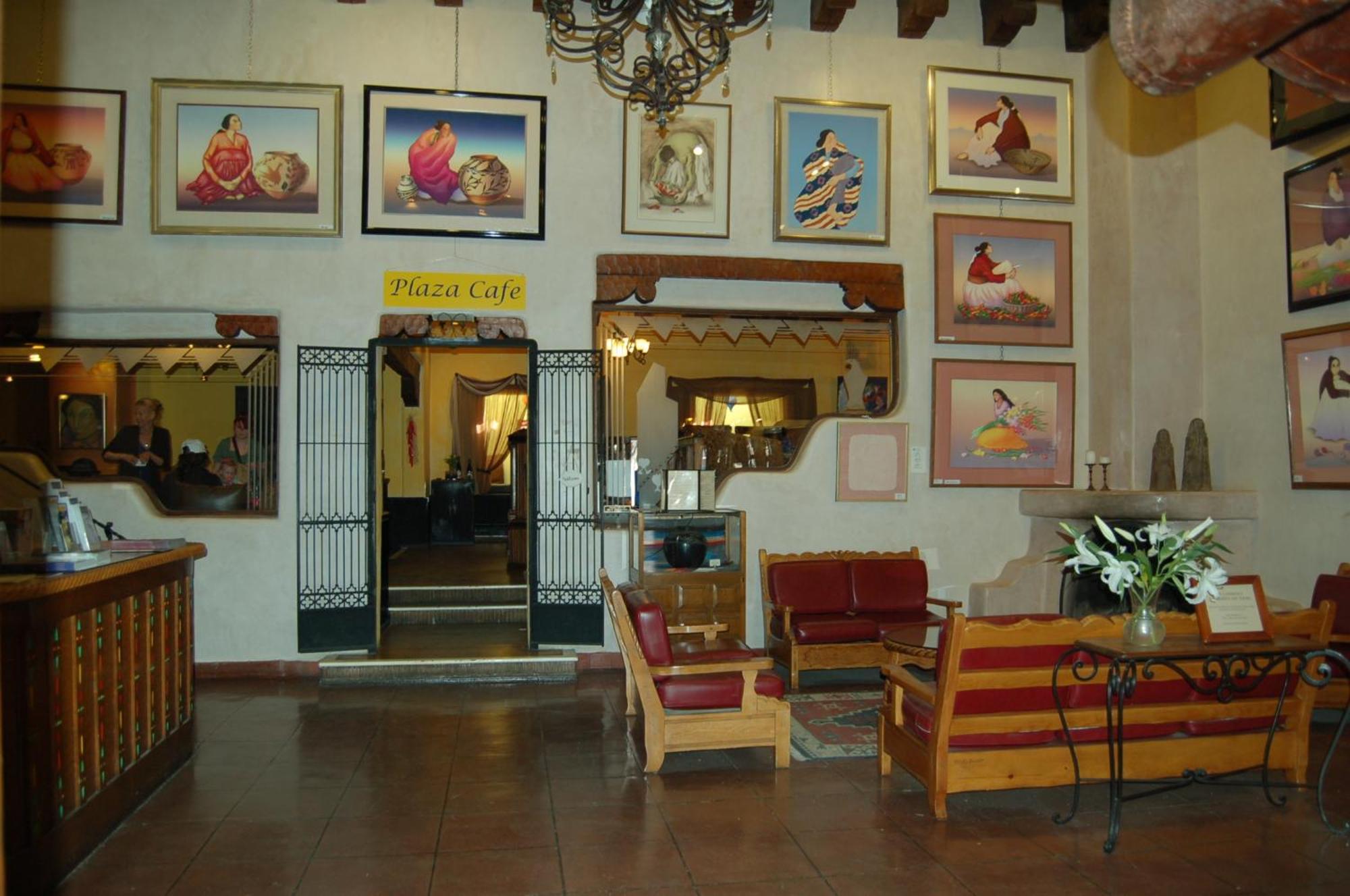 Hotel La Fonda De เทาส์ ภายนอก รูปภาพ
