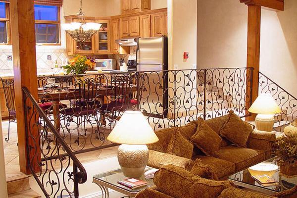 Hotel La Fonda De เทาส์ ภายใน รูปภาพ