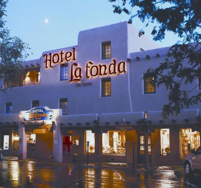 Hotel La Fonda De เทาส์ ภายนอก รูปภาพ